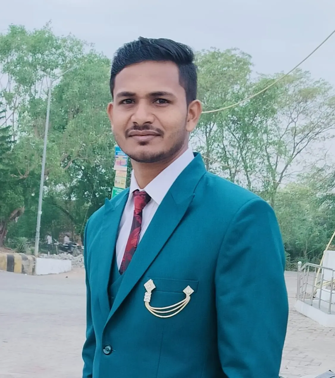 Shobhnath - Full-Stack Developer and Software Engineer